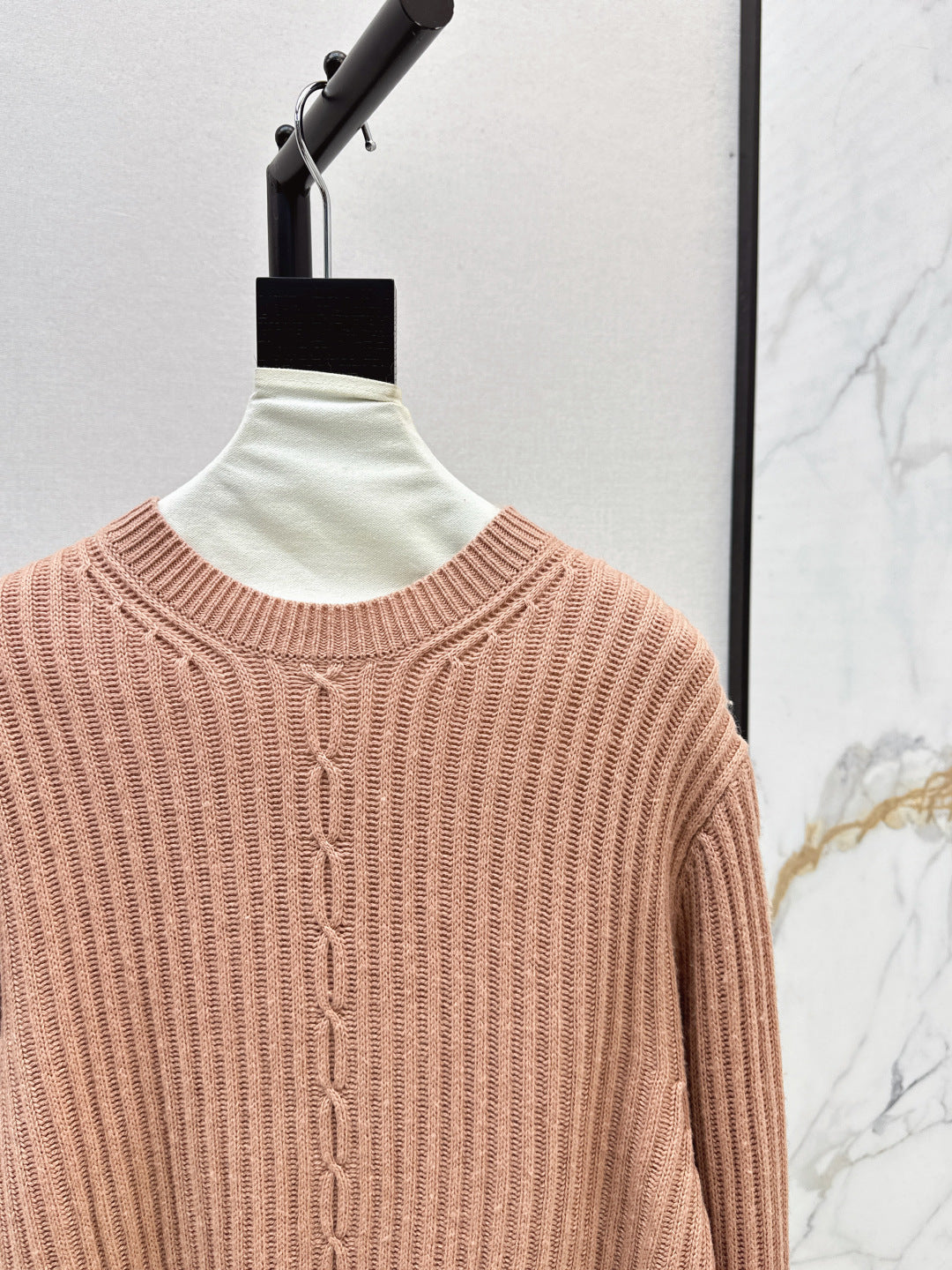 Loro 25fw knitted sweater