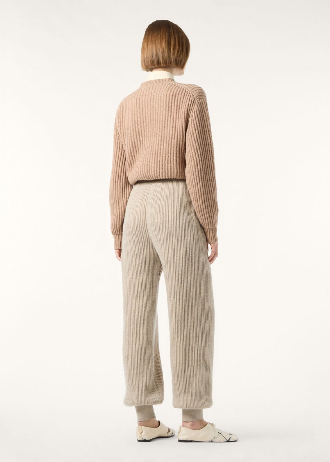Loro 25fw knitted sweater