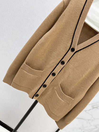 Loro 25fw knitted cardigan
