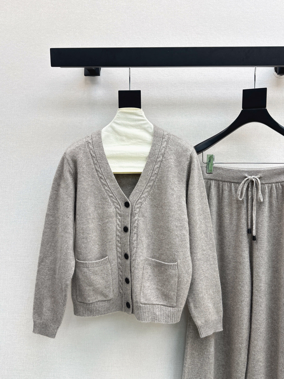 Loro 25fw knitted suit
