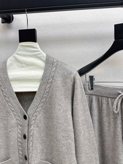 Loro 25fw knitted suit