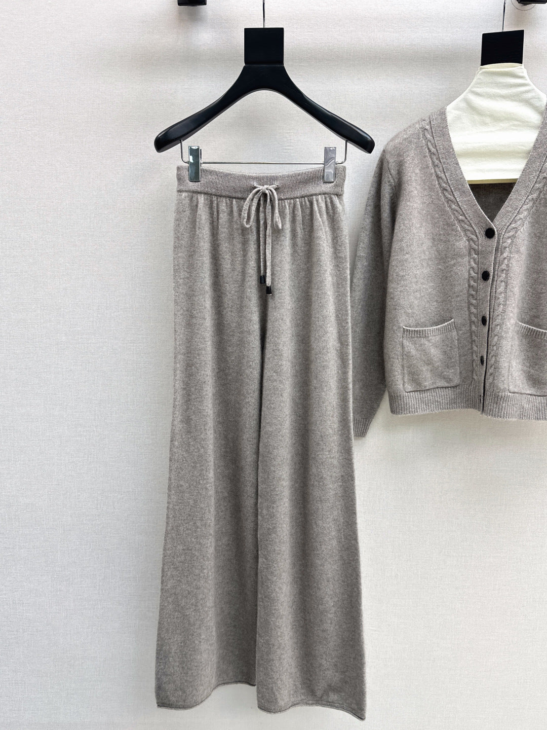 Loro 25fw knitted suit