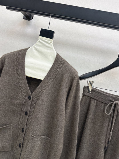 Loro 25fw knitted suit