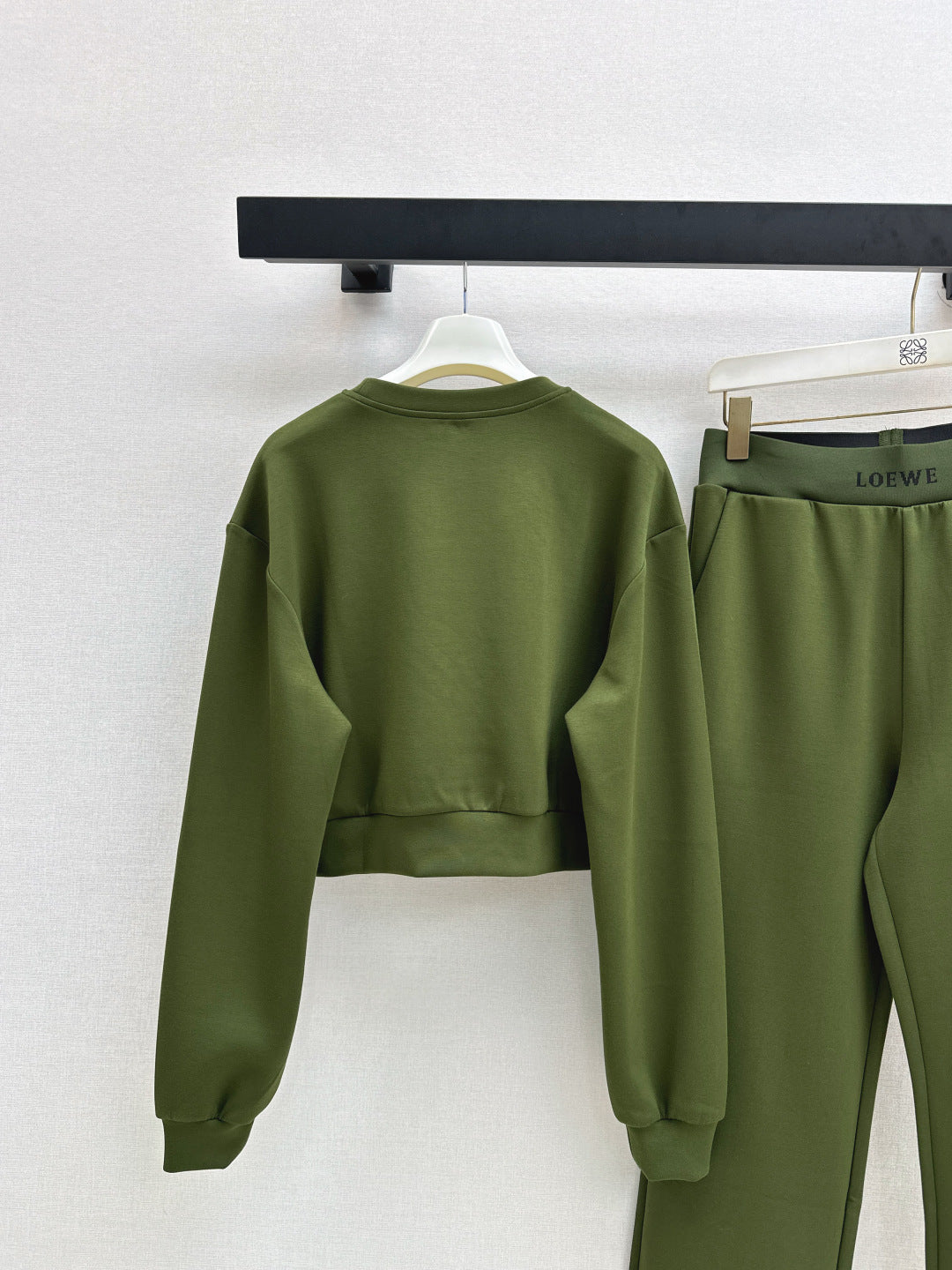Loe 25fw tracksuit