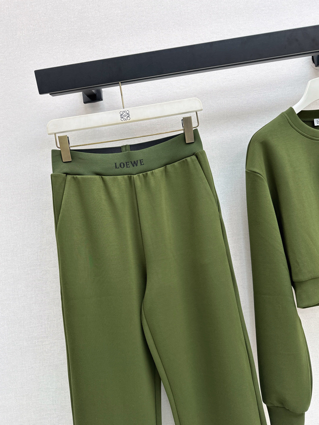 Loe 25fw tracksuit
