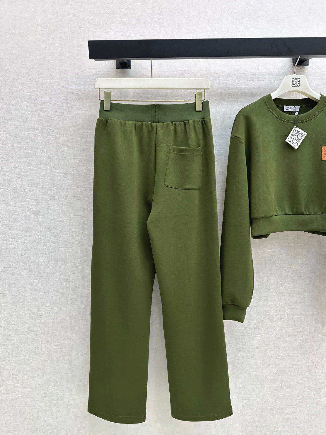 Loe 25fw tracksuit