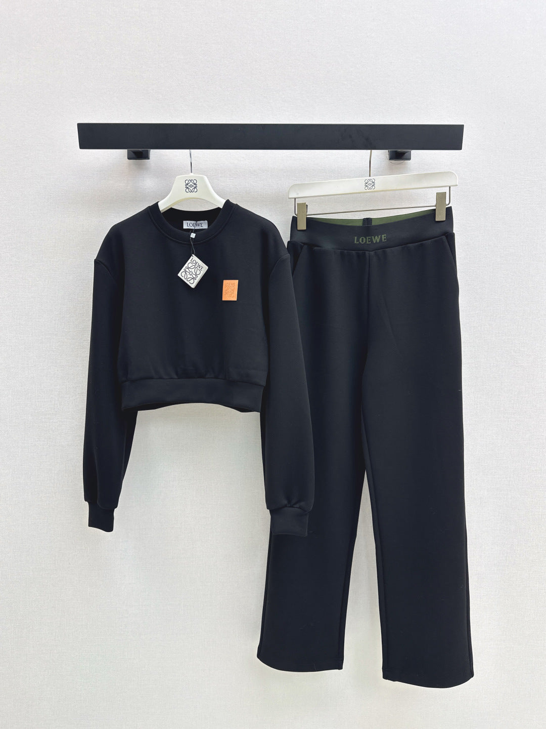 Loe 25fw tracksuit