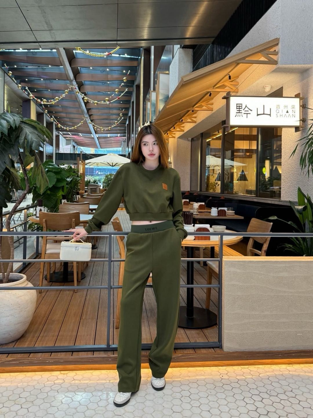 Loe 25fw tracksuit