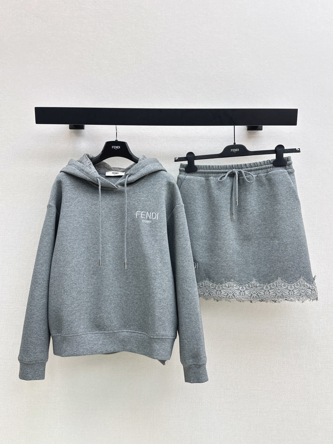 Fend 25fw lace suit