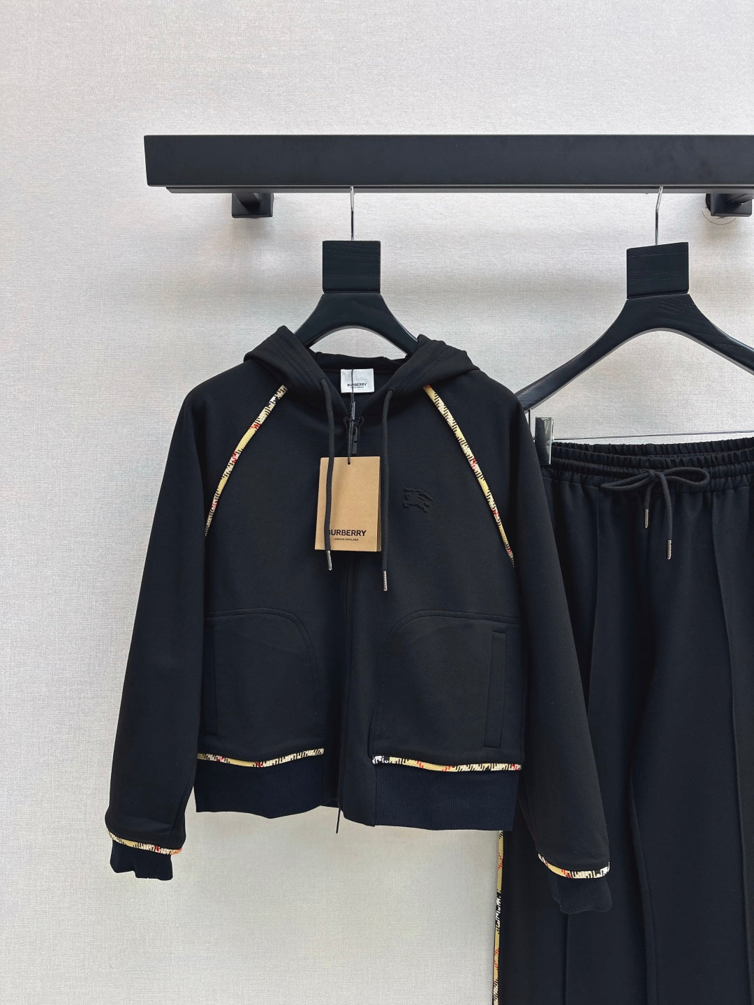 Bur 25fw tracksuit