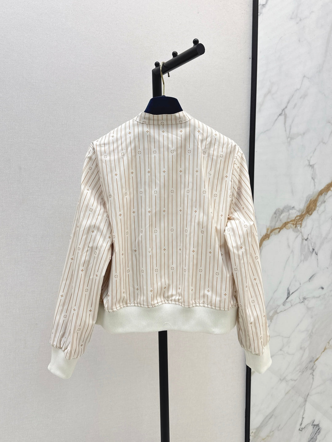 Louis 25fw reversible jacket