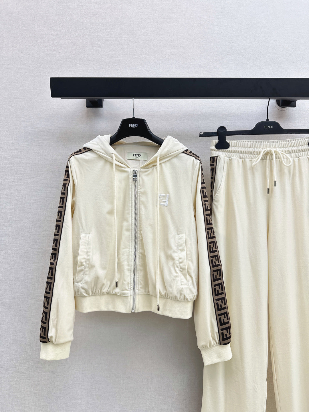 Fend 25fw tracksuit