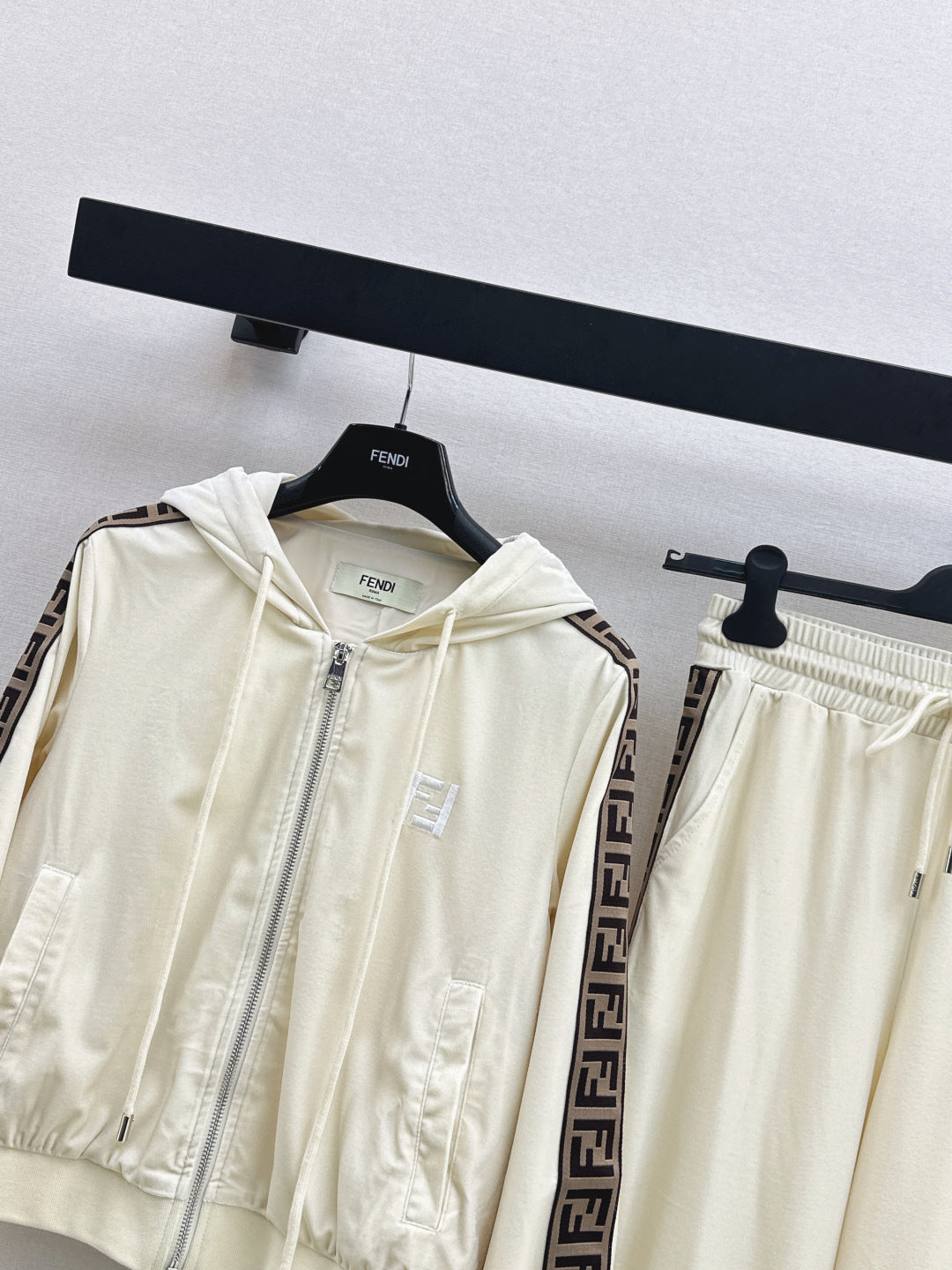 Fend 25fw tracksuit