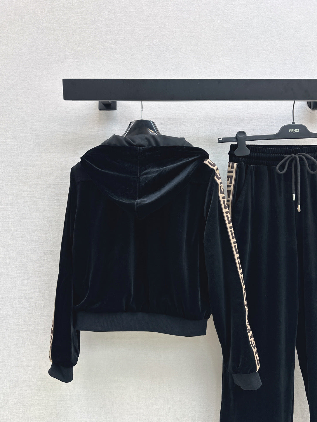 Fend 25fw tracksuit