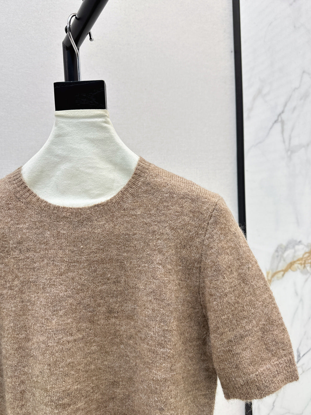 Loro 25fw knitted sweater