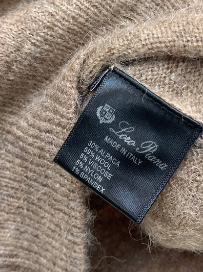 Loro 25fw knitted sweater