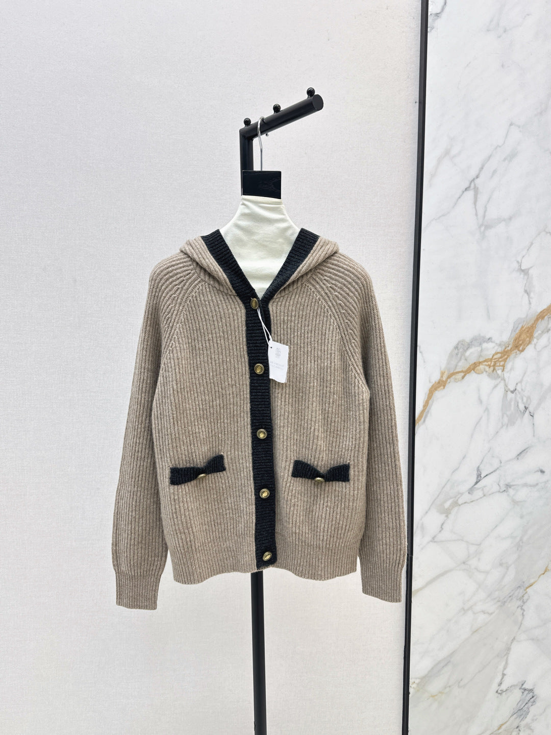 Brune 25fw cashmere jakcet