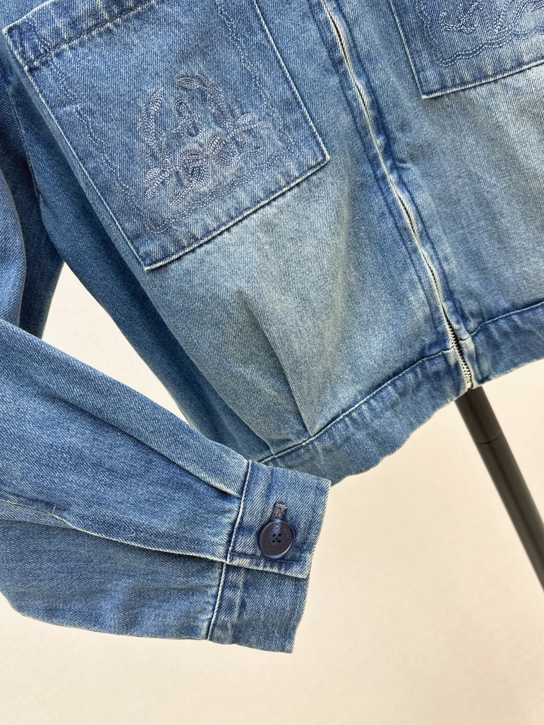 Loro 25fw embroidered jacket