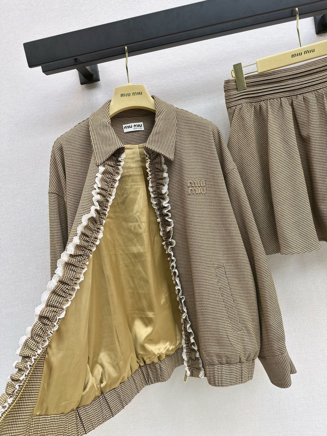 Miu 25fw ruffle