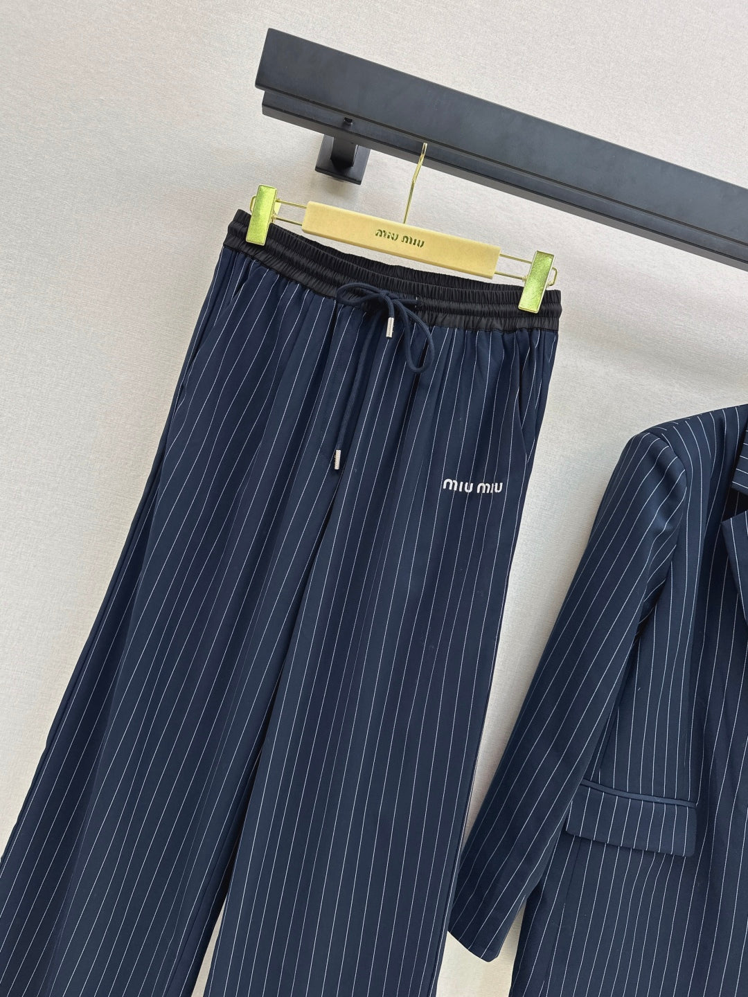 Miu 25fw striped pants