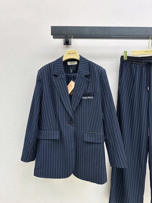 Miu 25fw striped blazer