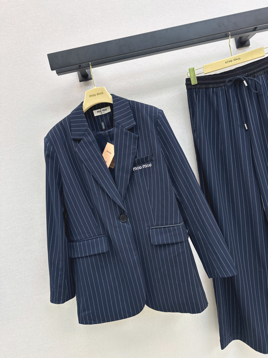 Miu 25fw striped blazer