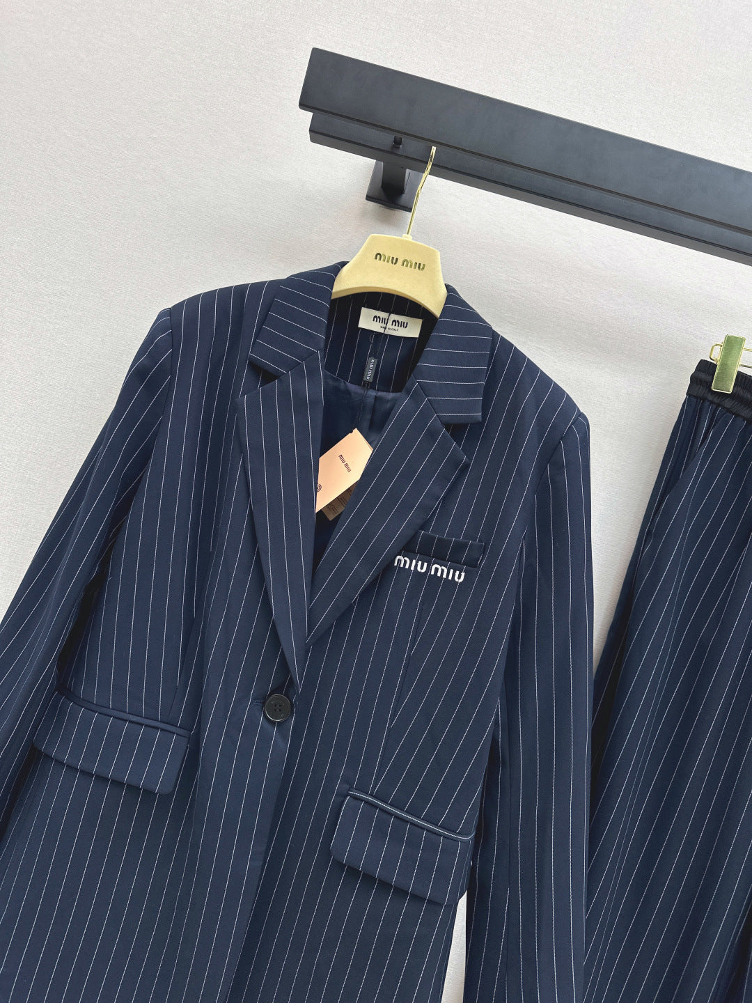 Miu 25fw striped blazer