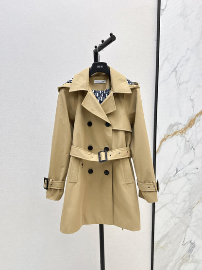 CD 25fw trench coat