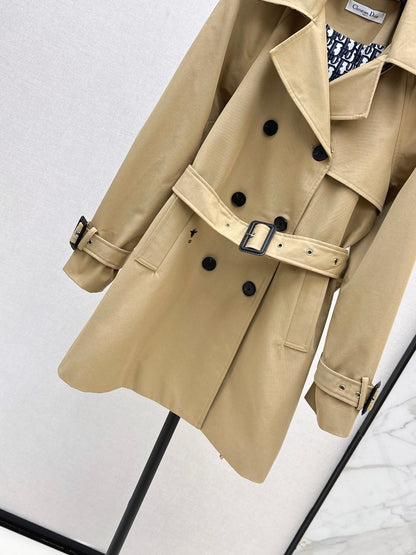 CD 25fw trench coat