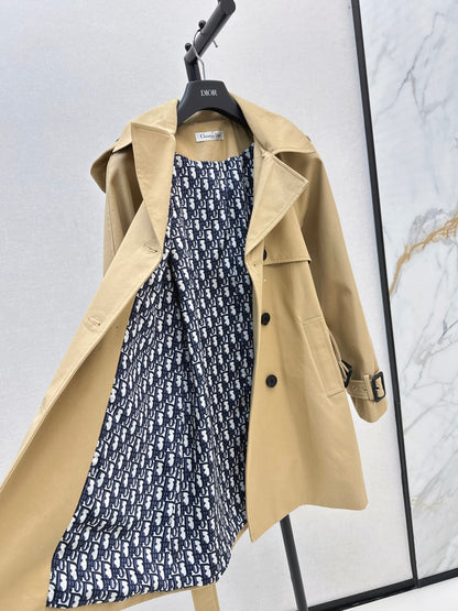 CD 25fw trench coat