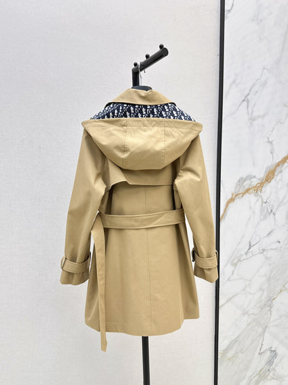 CD 25fw trench coat