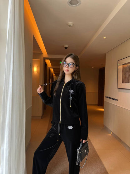 Louis 25fw velvet suit