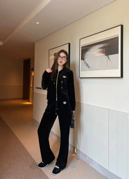 Louis 25fw velvet suit