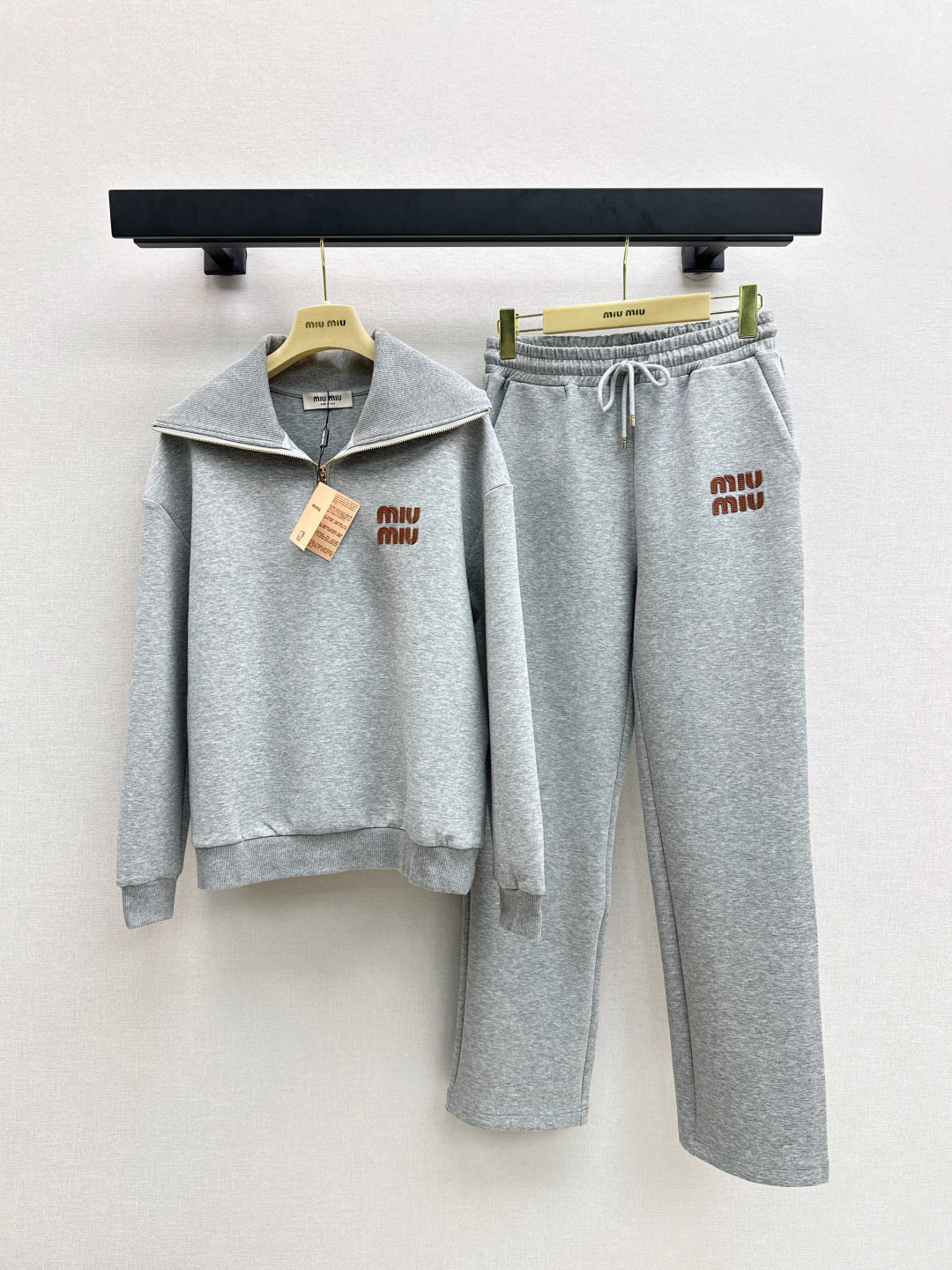 Miu 25fw tracksuit