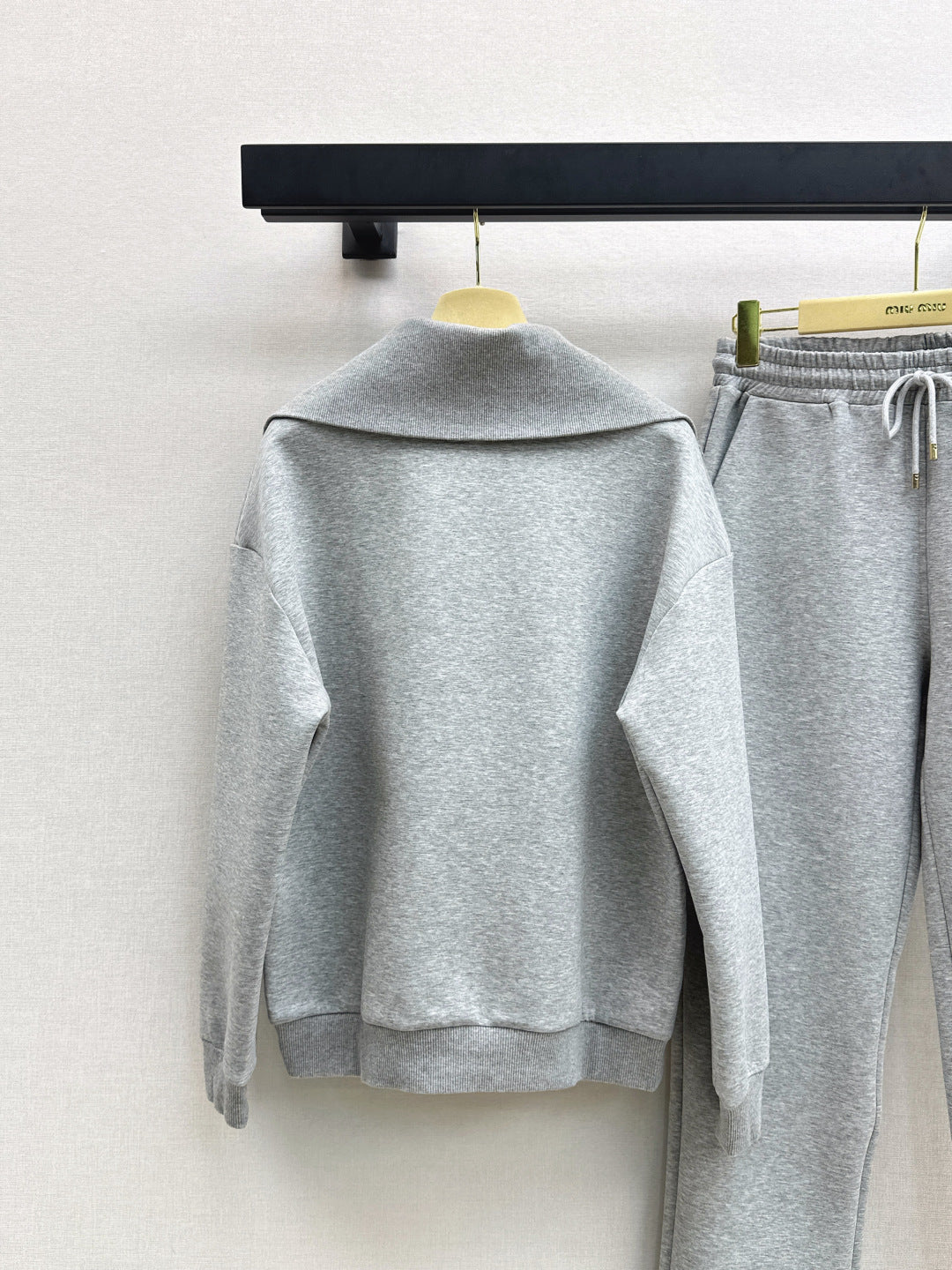 Miu 25fw tracksuit