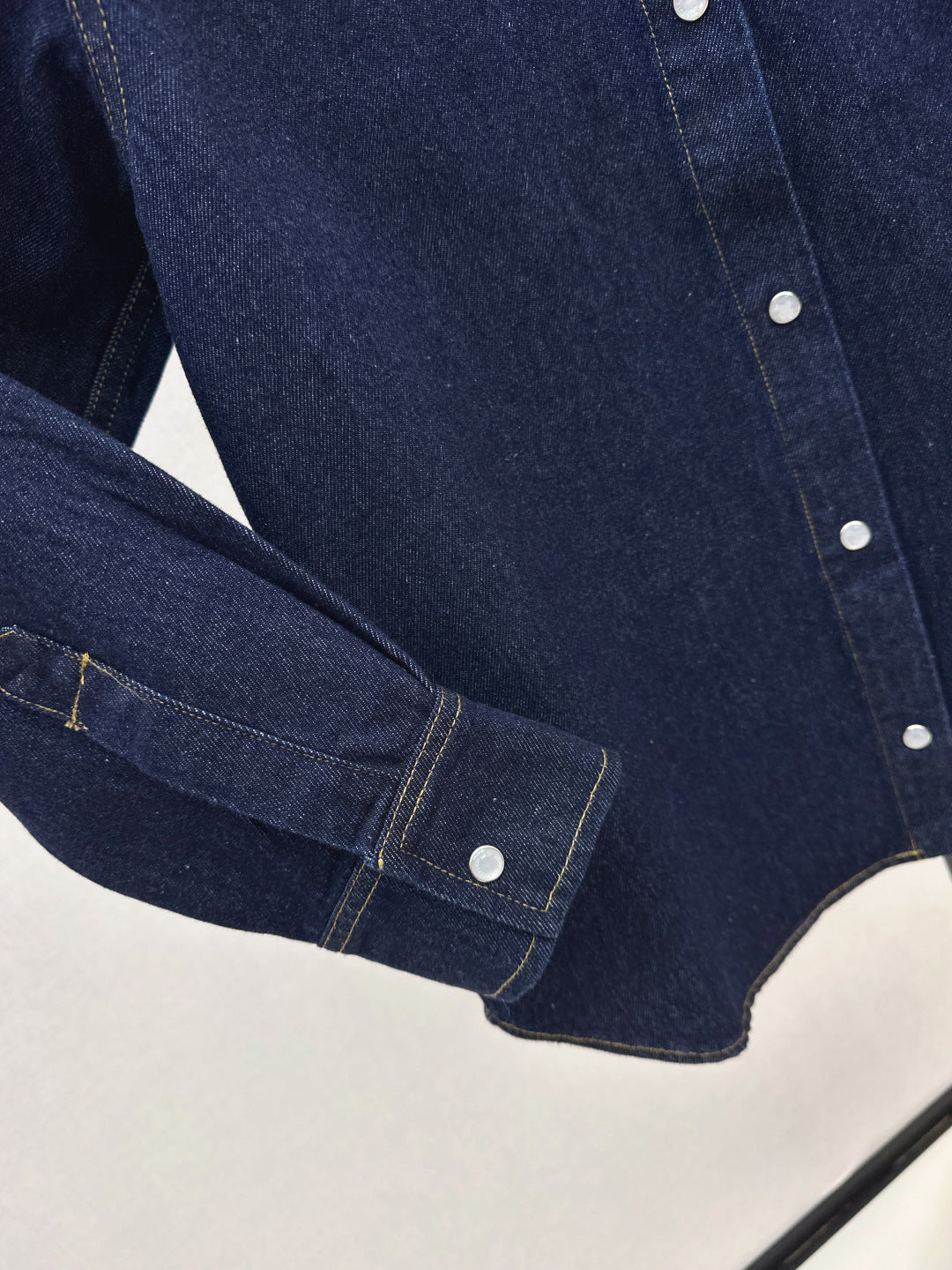 Louis 25fw bourgeois shirt