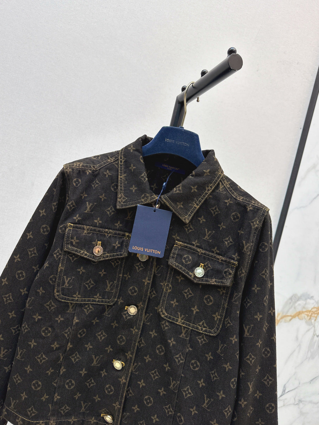 Louis 25fw romantique jacket