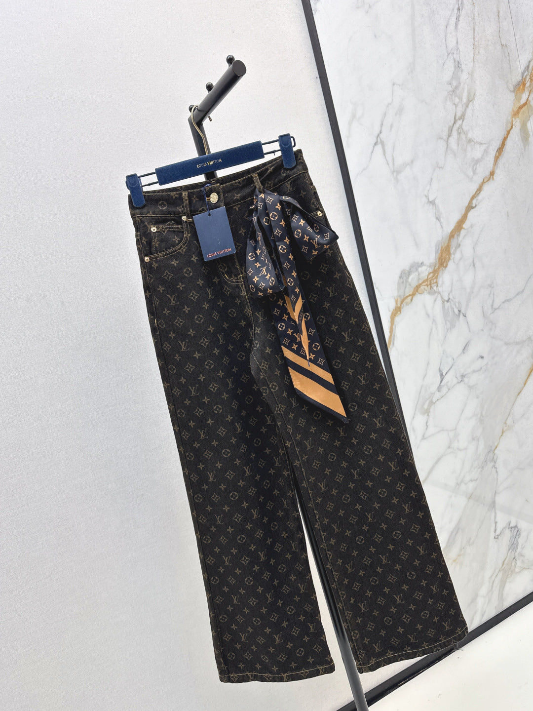 Louis 25fw Romantique jeans