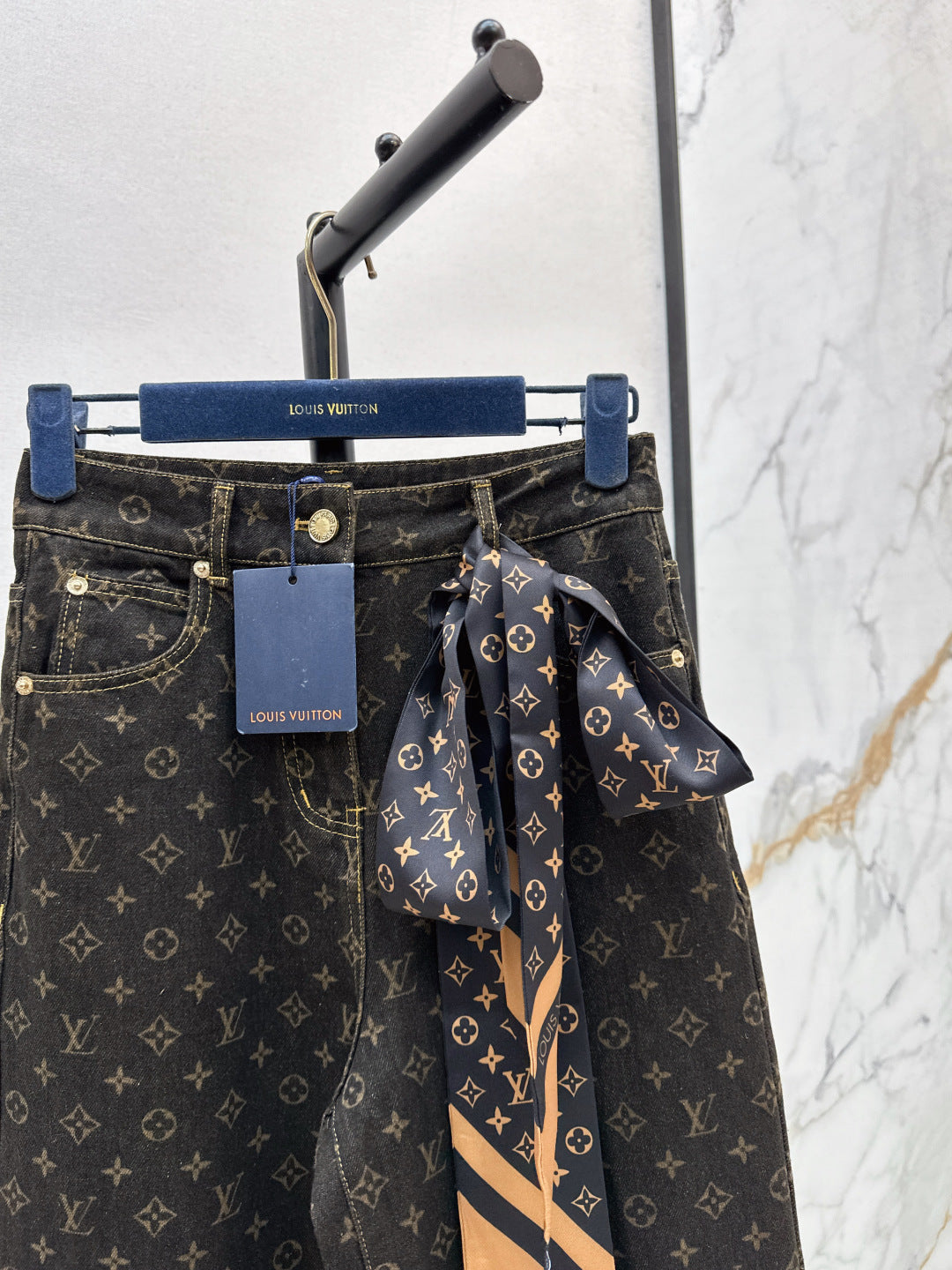 Louis 25fw Romantique jeans