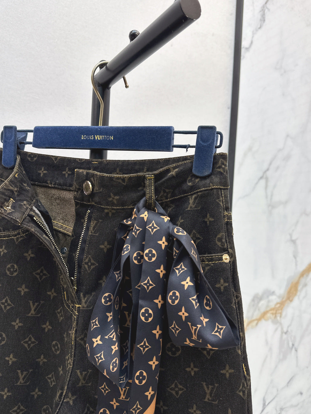Louis 25fw Romantique jeans