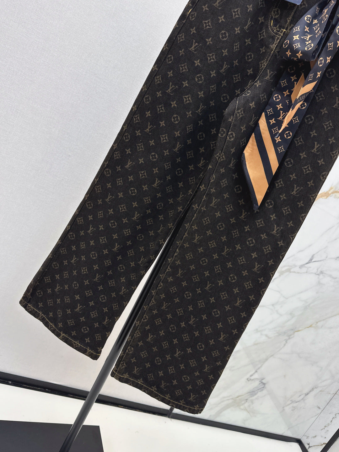 Louis 25fw Romantique jeans