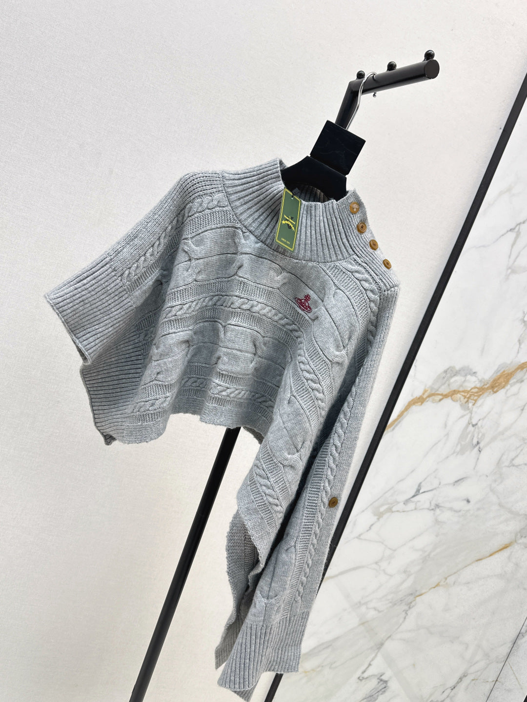 West 25fw vivienne cape