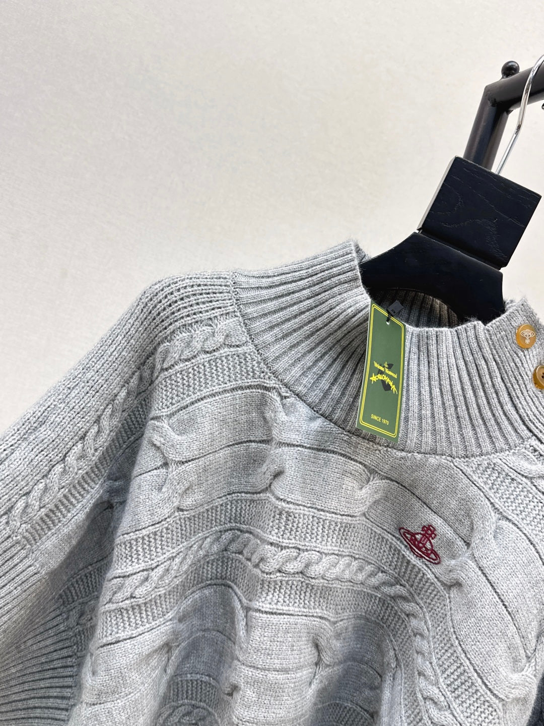 West 25fw vivienne cape