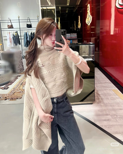 West 25fw vivienne cape