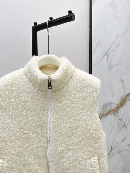 Loro 25fw reversible vest