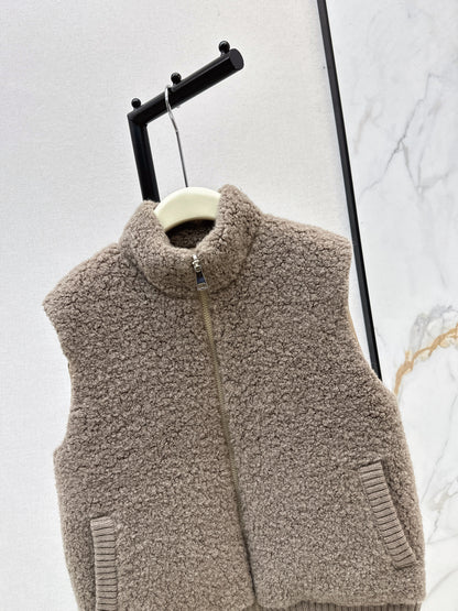 Loro 25fw reversible vest