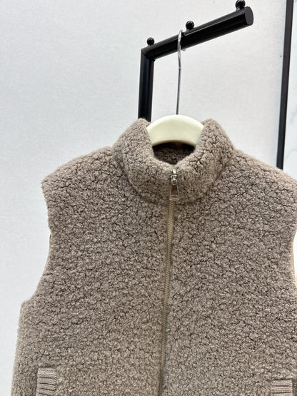 Loro 25fw reversible vest