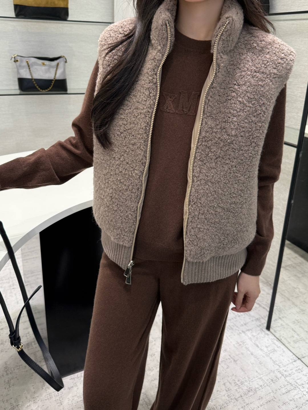 Loro 25fw reversible vest