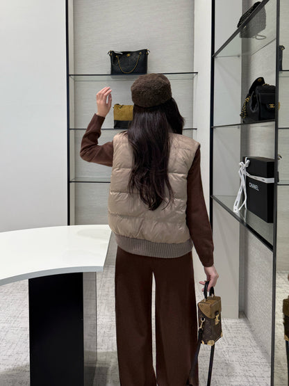 Loro 25fw reversible vest