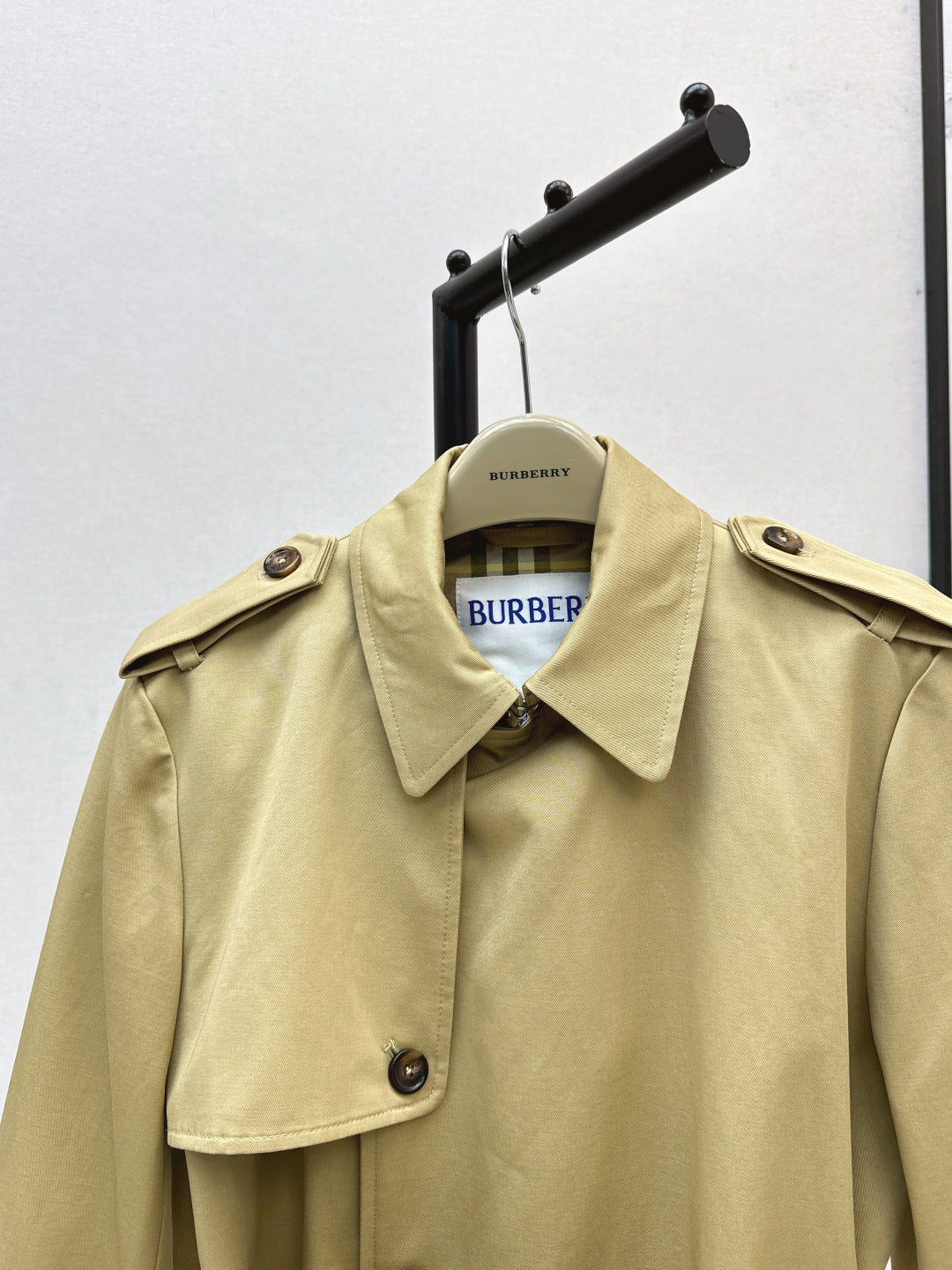 Bur 25fw trench coat